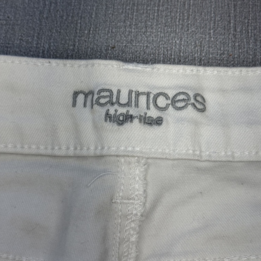 Maurices High Rise Skinny Jeans Womens Size 12 White Distressed - Picture 4 of 9